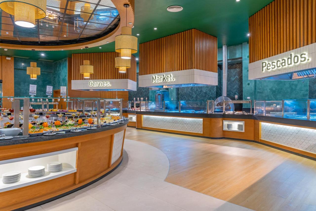 Caribe Deluxe Princess Punta Cana Ngoại thất bức ảnh The Market buffet