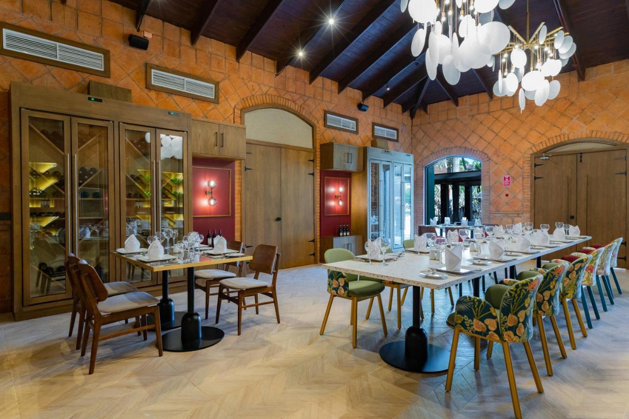 Caribe Deluxe Princess Punta Cana Ngoại thất bức ảnh Restaurant interior