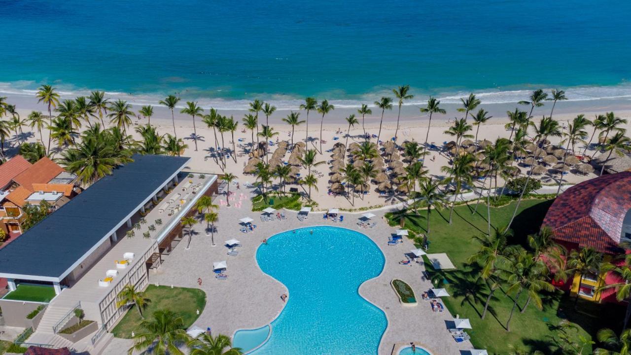 Caribe Deluxe Princess Punta Cana Ngoại thất bức ảnh Aerial view of the beach at the Iberostar Grand Hotel Bávaro